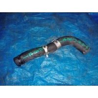 патрубок радиатора MAZDA PREMACY CP8W FP4715185B