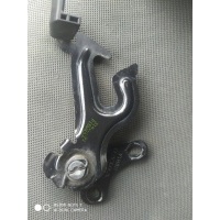 Volvo oe 31425791 ригель замок капота
