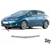 Накладка бампера нижняя спойлер toyota auris e18