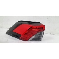 Фара задняя левая toyota rav4 v 19 - 81560 - 42230