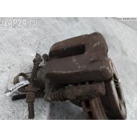 Скоба суппорта заднего Volkswagen Passat B5+ (GP) 2004 8D0615425