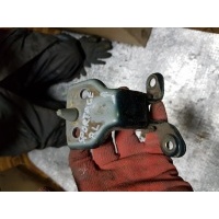 Петля двери Kia Sportage KNAJA5265WA801535 1999 0K01873210