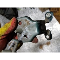 Петля двери Kia Sportage KNAJA5265WA801535 1999 0K01872210