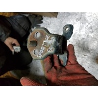 Петля двери Kia Sportage KNAJA5265WA801535 1999 0K01858210