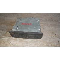 Магнитола Renault Megane VF1LM1A0H33764303 2005 8200607918