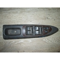 Блок управления стеклоподъемниками Toyota Avensis ST220L 2000 84820-05061