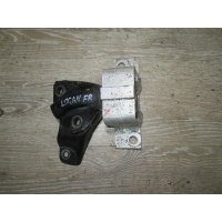 Подушка двигателя Renault Logan 2010 8200420742