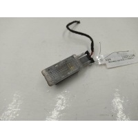 Фонарь салона (плафон) Volkswagen Caddy 2000 6L0947415