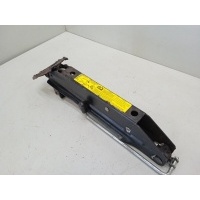 Домкрат Volkswagen Touareg 2002-2010 7L0011031B