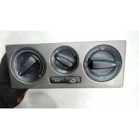 Переключатель отопителя (печки) Volkswagen Passat 5 1996-2000 1998 1j0820045g