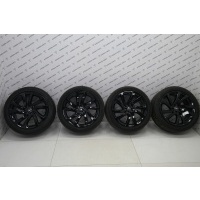 Литые диски R22 с резиной 285/40/22 Pirelli Scorpion Zero (13 неделя 2019г.в.) Land Rover Discovery L462 2016 LR082900