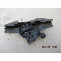 Toyota corolla verso ii 04 - 09 замок капота