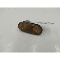 Повторитель передний левый Volkswagen Golf-3 1996 3A0949117B