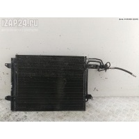Радиатор охлаждения (конд.) Volkswagen Touran 2003 1T0820411E
