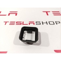 панель передняя салона (торпедо) Tesla Model S 2016 1007566-00-C