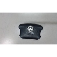 Подушка безопасности водителя Volkswagen Passat 5 2000-2005 2004 3B0880201BM