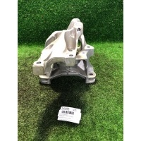 Кронштейн двигателя Peugeot Traveller 2020 9816339580