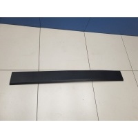 Накладка двери багажника Land Rover Discovery 2009-2016 DGP000184PCL
