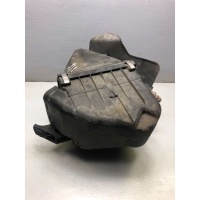 Корпус воздушного фильтра Volkswagen Passat B5 1997 058133837