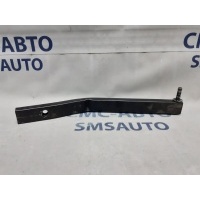 Кронштейн радиатора Audi A5 8K0805527A