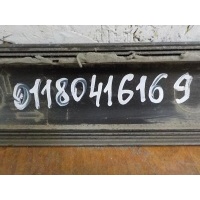 Накладка двери задней левой Nissan Note (E11) 2006-2013 828719U000