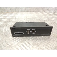 Мерседес w205 разъем usb считыватель a2058200226