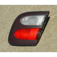 Фонарь багажника правый Nissan Almera N15 mazda 6 gg 265502N328