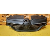 Решетка радиатора Renault Logan 2 2014-2021 623105727R