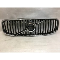 Volvo xc60 ii решетка радиатора бампера 31425535