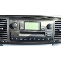 радио компакт - диск заводские e12 3d 2002 год