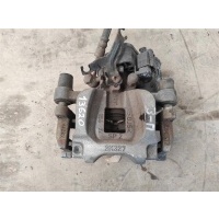 Суппорт задний правый Land Rover Discovery Sport L550 2017 LR061380