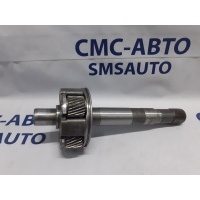 Пластина промежуточная КПП Audi A6 C5 01V323915