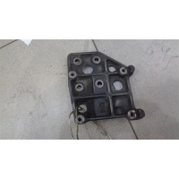 Кронштейн компрессора кондиционера Mazda Demio DW 1996-2002 2001 B5C715810A