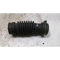 патрубок воздушного фильтра Mazda 626 GF 2000 RF2A13223