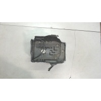 Полка под АКБ Land Rover Freelander 2 2007-2014 2007 LR004073