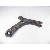 Рычаг передний правая volkswagen passat 561407152a