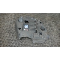 Пластик (обшивка) моторного отсека, Крышка ДВС Volkswagen Passat 5 2000-2005 2004 038103925DG