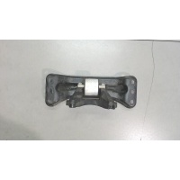 Подушка крепления КПП левая Mercedes-Benz C-Class W205 2018- 2019 a2132406100