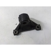 Trafic ii vivaro 2.0 dci лапа двигателя 93853922