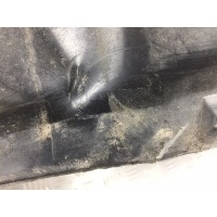Защита арок передняя левая (подкрылок) Audi A3 8P 2006 8P0821171C