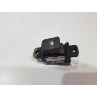 Кнопка стеклоподъемника задняя SsangYong Actyon Sports I 2007-2012 8584009010
