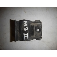 Кронштейн фары Mazda 3 2 BL 2009-2013 BBM450161A