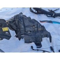 Крепление фары левой Volkswagen Touareg 2005 7L6941614C