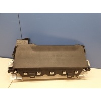 Подушка безопасности нижняя Toyota Camry V70 2017- 7390033120C0