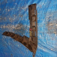 крепление бампера VOLKSWAGEN PASSAT 3B6 3B9807394C