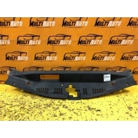 Накладка замковой панели Перед. Toyota Camry 70 2017-2020 5329533130