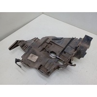 Кронштейн фары Volkswagen Touareg 2005 7L6941613C