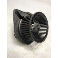 Моторчик печки Audi A4 B5 (S4,RS4) 1997 8A1820021