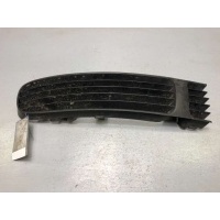 Заглушка (решетка) в бампер передний Volkswagen Passat B5 1998 3B0853678B