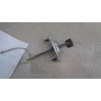Ограничитель двери Mazda Demio DW 1996-2002 2001 D20172270A